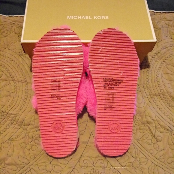 Michael Kors Lala Slippers - Picture 5 of 14